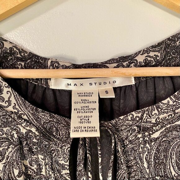 Max Studio Paisley Dress - Picture 3 of 9